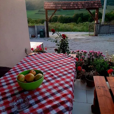 Kuca Za Odmor Bella Terra Apartamento Bosanska Krupa